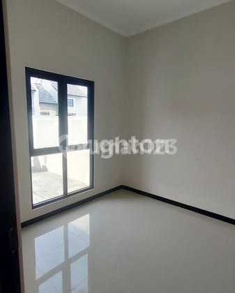 DISEWAKAN RUMAH POJOK MODERN MINIMALIS DEKAT JUANDA (HARGA NEGO)