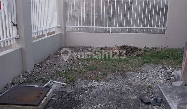 Looking for a Comfortable House Near Campus & Merr? Here Are the Options!