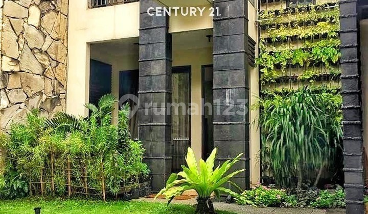 FOR SALE QUICK House in a Comfortable and Strategic Location in Bintaro FOR SALE QUICK House in a Comfortable and Strategic Location in Bintaro