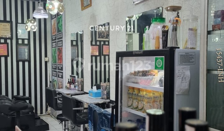 Dijual Rumah Dipinggir Jalan Besar Cocok Untuk Usaha  2