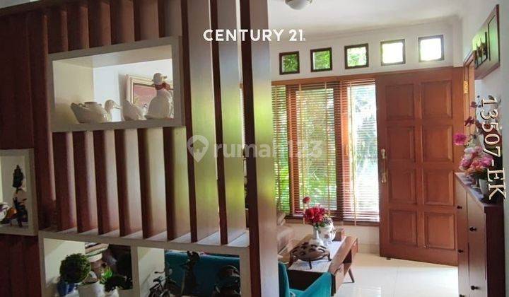 Dijual Rumah Cantik Dua Lantai Siap Huni Bintaro Jaya Sektor 3 2