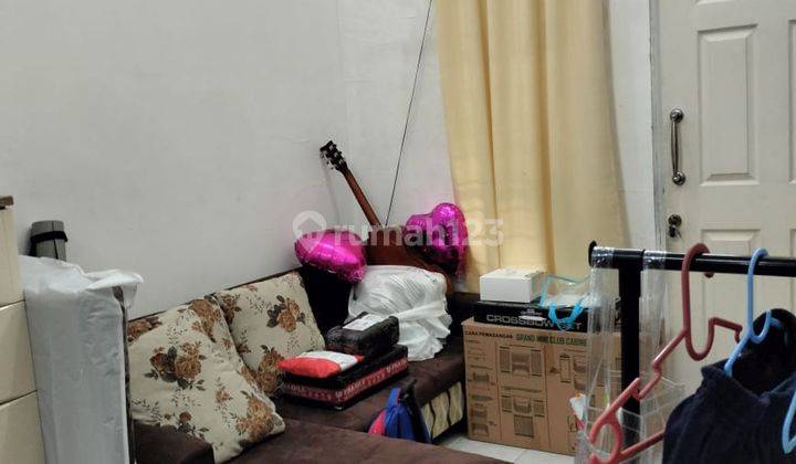 Rumah  lingkungan yang nyaman & strategis di Bintaro 2