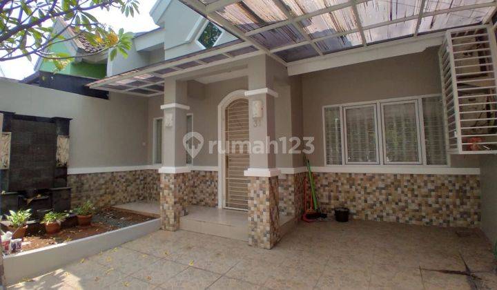 Rumah siap huni & strategis di Graha Bintaro 1