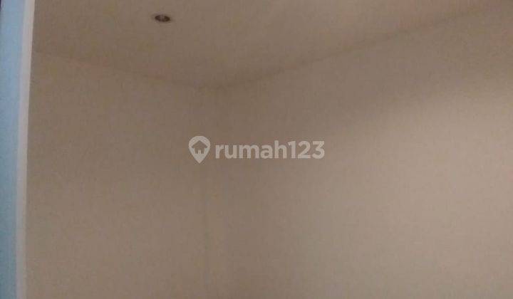 Rumah siap huni & strategis di Graha Bintaro 2