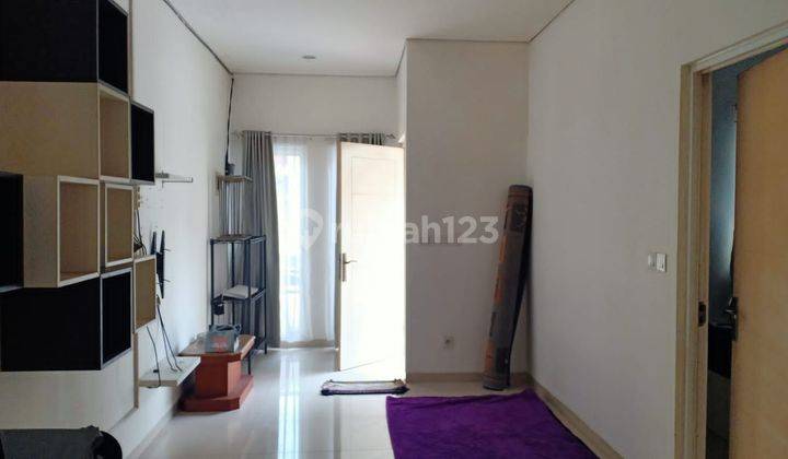 Rumah full furnished dekat akses tol di graha bintaro 2