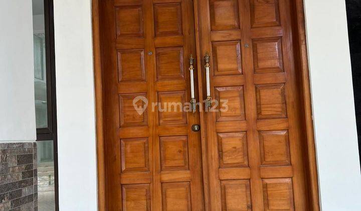 Rumah posisi hook & siap huni di discovery bintaro 2