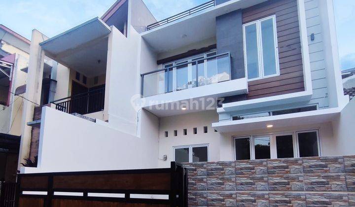 Rumah brand new dalam perumahan di graha bintaro 1