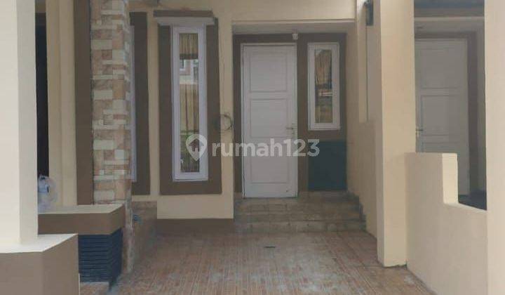 Rumah full renovated dalam cluster di graha raya bintaro 1