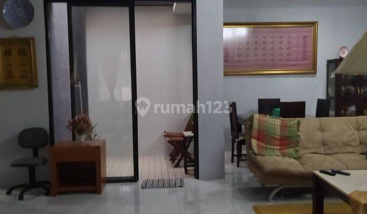 Hot sale rumah siap huni di sektor 9 bintaro 2