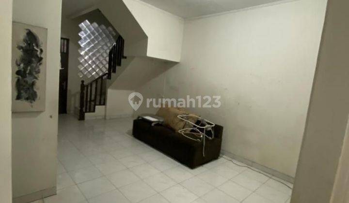 Rumah dengan lokasi strategis di bintaro permai pesanggrahan 2