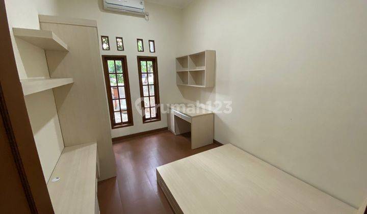 Rumah nyaman & full furnished di cipadu tangerang 2