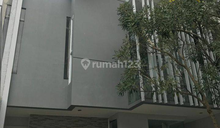 Rumah Siap Huni Dalam Cluster Discovery Bintaro 1