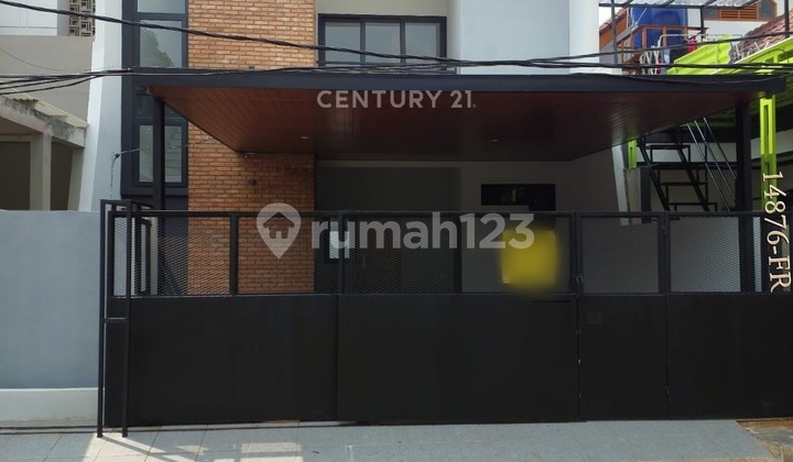 Dijual Rumah Brand New Dalam Cluster Depan Taman Di Graha Raya 1