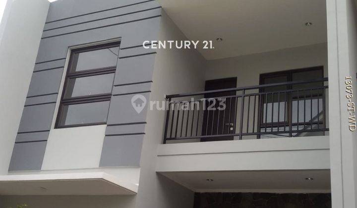 Dijual Rumah Siap Huni  Strategis Dalam Town House  1