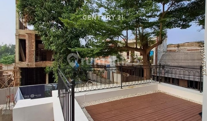 For Sale Brand New House With Various Types Near Pondok Indah 2