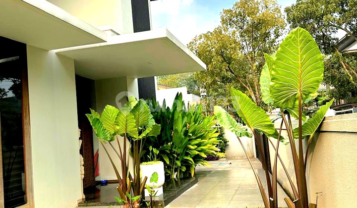 Rumah Gaya Jepang, Bintaro Jaya 9. Eksklusif, Tenang Strategis