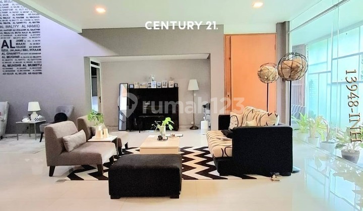 Beautiful Semi-Furnished Luxury House in Front of the Park in Bintaro Sector 9 Beautiful Semi-Furnished Luxury House in Front of the Park in Bintaro Sector 9