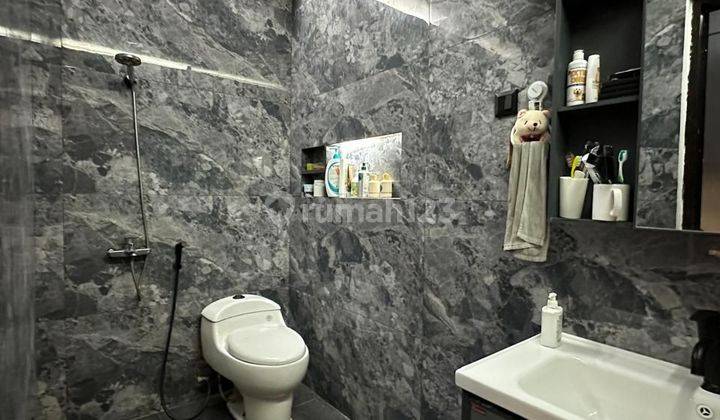 Rumah Posisi Hook & Nyaman Di Sektor Graha Bintaro 2