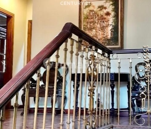 For Sale Quick Move-in Ready House with 2-Car Row Street in Pondok Indah 2