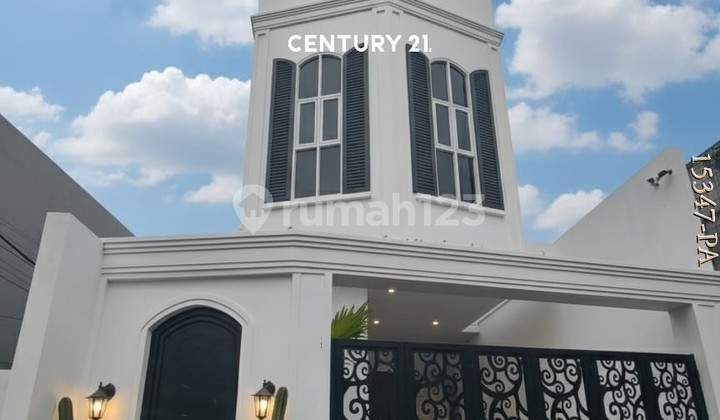 For Sale New Strategic 4 BR House In Kemang South Jakarta