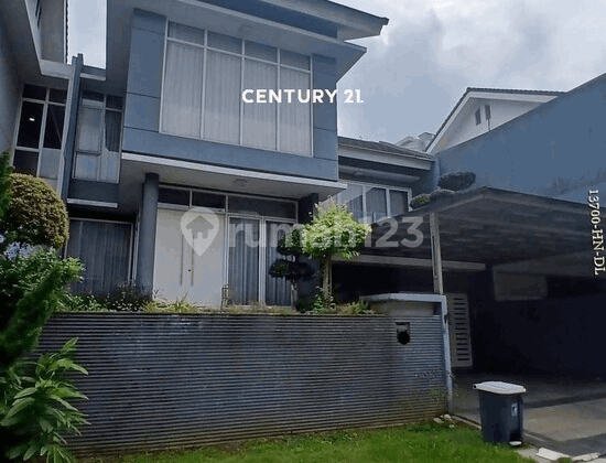 Ready-to-Live Semi-Furnished House in Strategic Location at Bintaro Sector 7