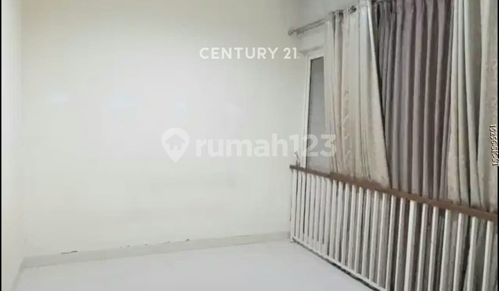 For Sale House With Large Land In Kebayoran Bintaro Cluster 2