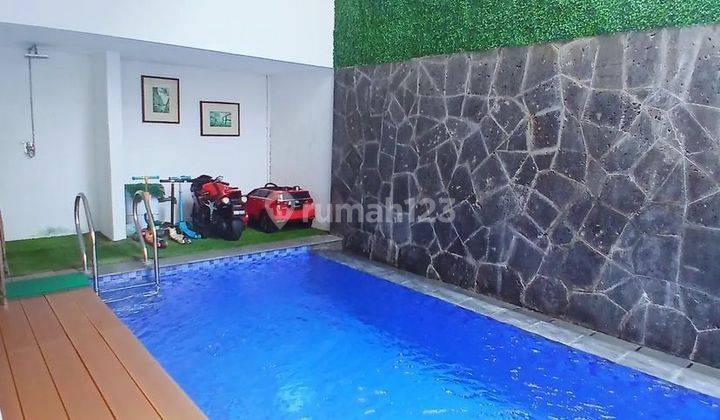 Rumah hommy dilengkapi s.pool di kebayoran residence bintaro 1