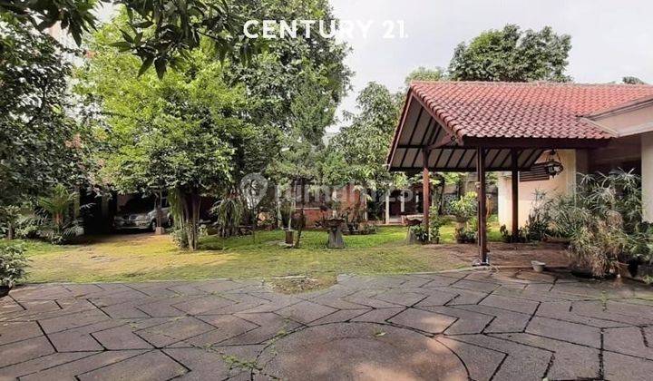 Dijual Rumah Hitung Tanah Lokasi Strategis Di Kebayoran Lama 2