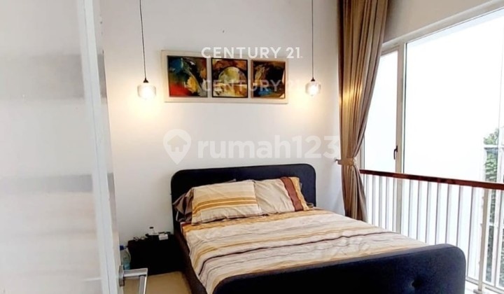 For Rent House Hook Position in Kebayoran Bintaro 2