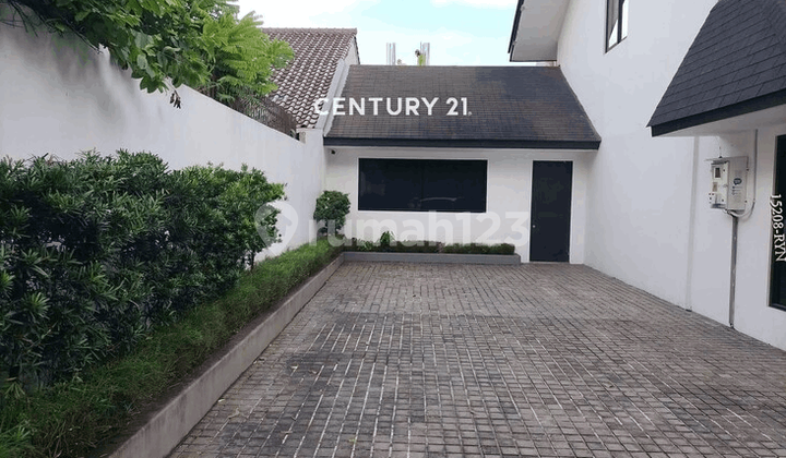 FOR RENT IN THE PREMIUM PAKUBUWONO AREA, Suitable for Business Ventures FOR RENT IN THE PREMIUM PAKUBUWONO AREA, Suitable for Business Ventures