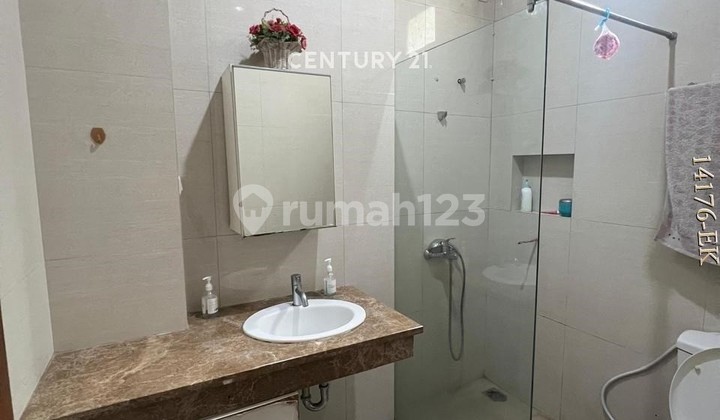 For Sale Beautiful Luxury Ready-to-Occupy House in Bintaro Jaya Sector 1 2