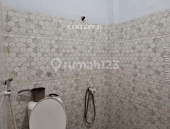 For Sale New Boarding House Building Strategic Location In Pondok Pinang 2