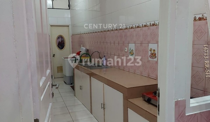 Dijual Rumah 2 Lantai Asri Terawat Dengan Balkon Di Tang Sel 2