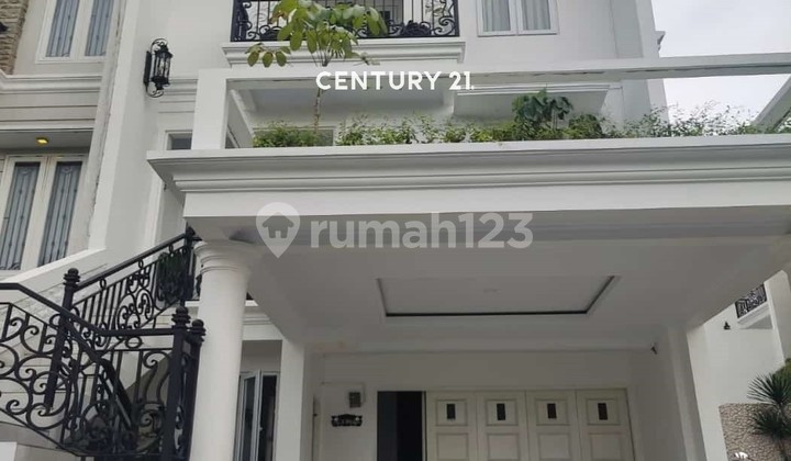 Open Sale Indent 2 Unit Rumah Dengan Konsep Classic Modern