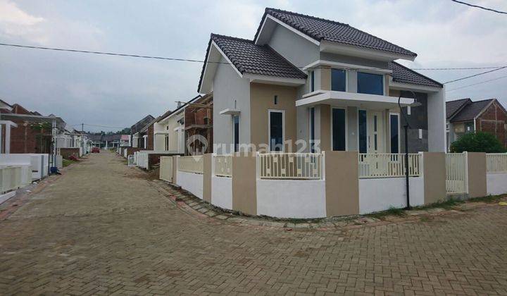 Rumah Murah Asri Diatas Lahan 100 Ha Jalan Kembar 30 Meter 2