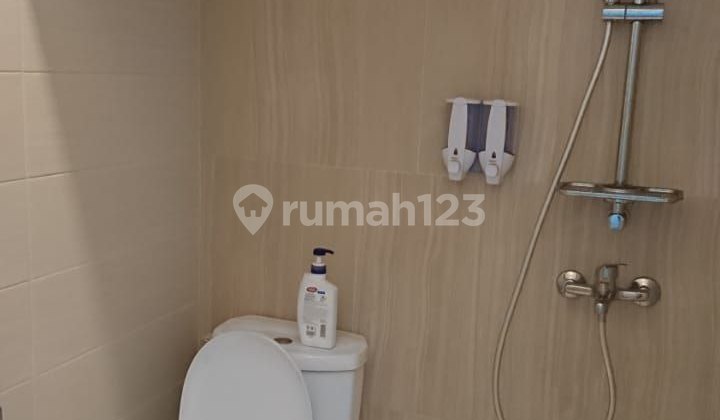 Modern Kost Scandinavian Siap Huni Selat Bali Sawojajar 6