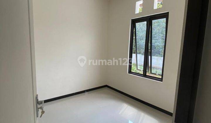 Rumah 2 Lantai Sertifikat SHM Joyoagung Dinoyo Malang Kampus Ub 3