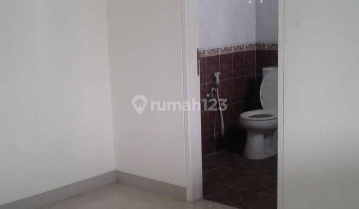 24. Legenda Wisata boulevard bersih, siap huni 13