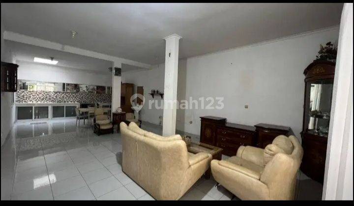 Rumah full furnis siap huni disewa murah 2