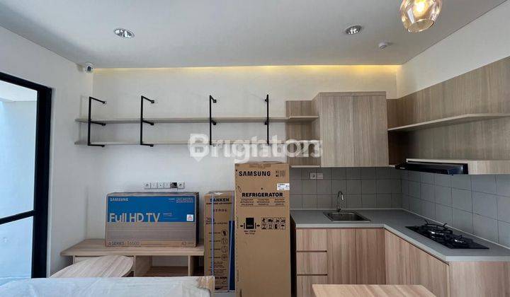 Rumah Baru 2 Lantai Cantik Furnish Di Grand Wisata  Bekasi 2