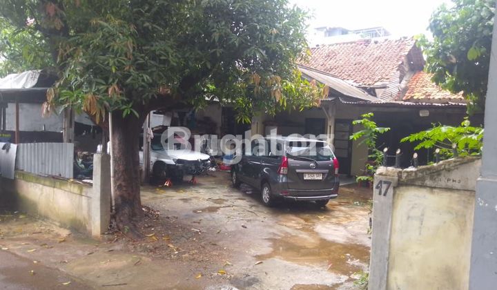 RUMAH  LUAS TANAH 327 METER SHM  COCOK INVESTASI  BANGUN KOS2AN  CIPULIR KEBAYORAN LAMA JAKARTA SELATAN 2