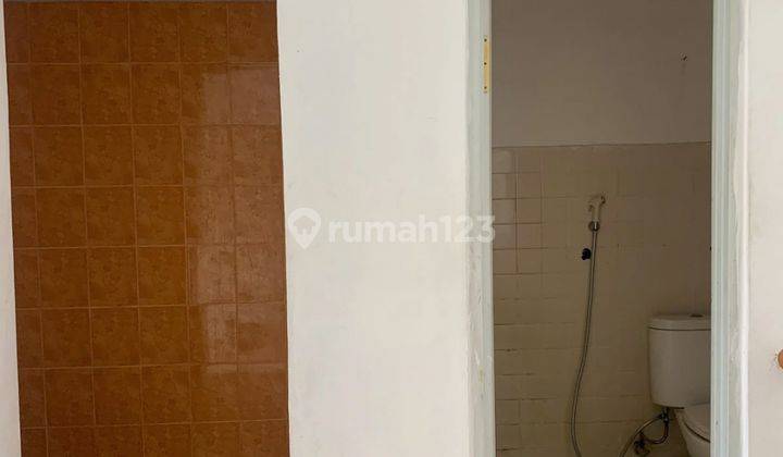 Ruko 2 Lantai  di Jalan raya sawangan, Pancoran Mas 9