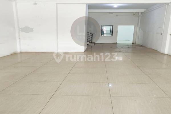 For Rent Tropicana Shop House in Sei Panas Batam 2