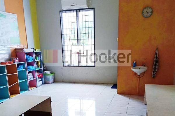 Ruko 2 Lantai Siap Pakai Di Pertokoan Ruko Botania Garden 9