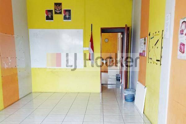 Ruko 2 Lantai Siap Pakai Di Pertokoan Ruko Botania Garden 10