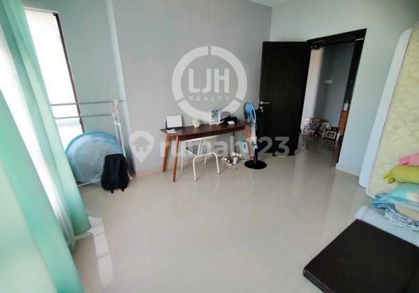 Dijual Rumah di Central Townhouse Sukajadi 2