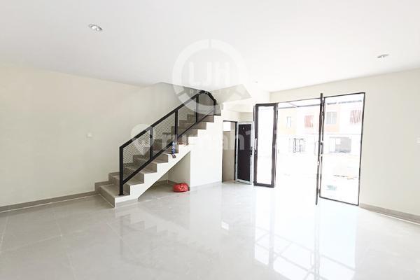 Dijual Townhouse di Boulevard Avenue Central Hill 2