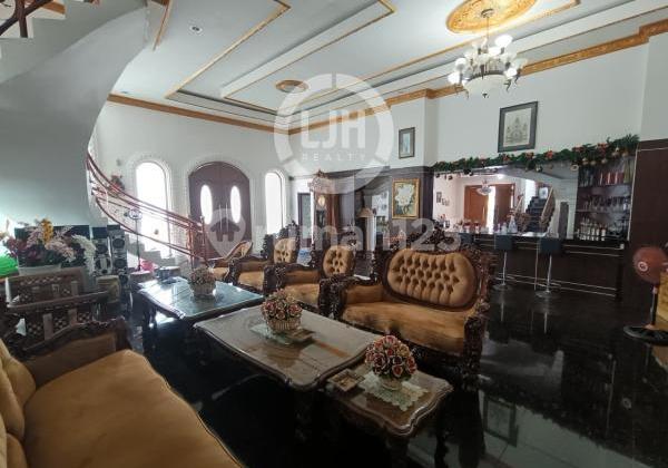 Dijual Rumah Mewah di Puri Casablanca Baloi 2