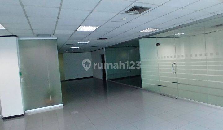 Disewakan ruangan kantor/office space for rent di Tomang Raya