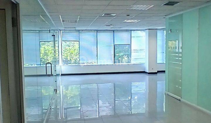 Disewakan ruangan kantor/office space for rent di Tomang Raya 2